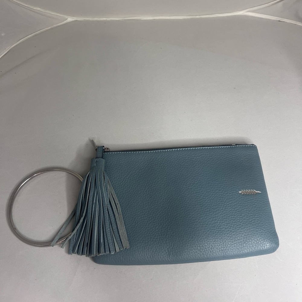 Thacker leather wristlet